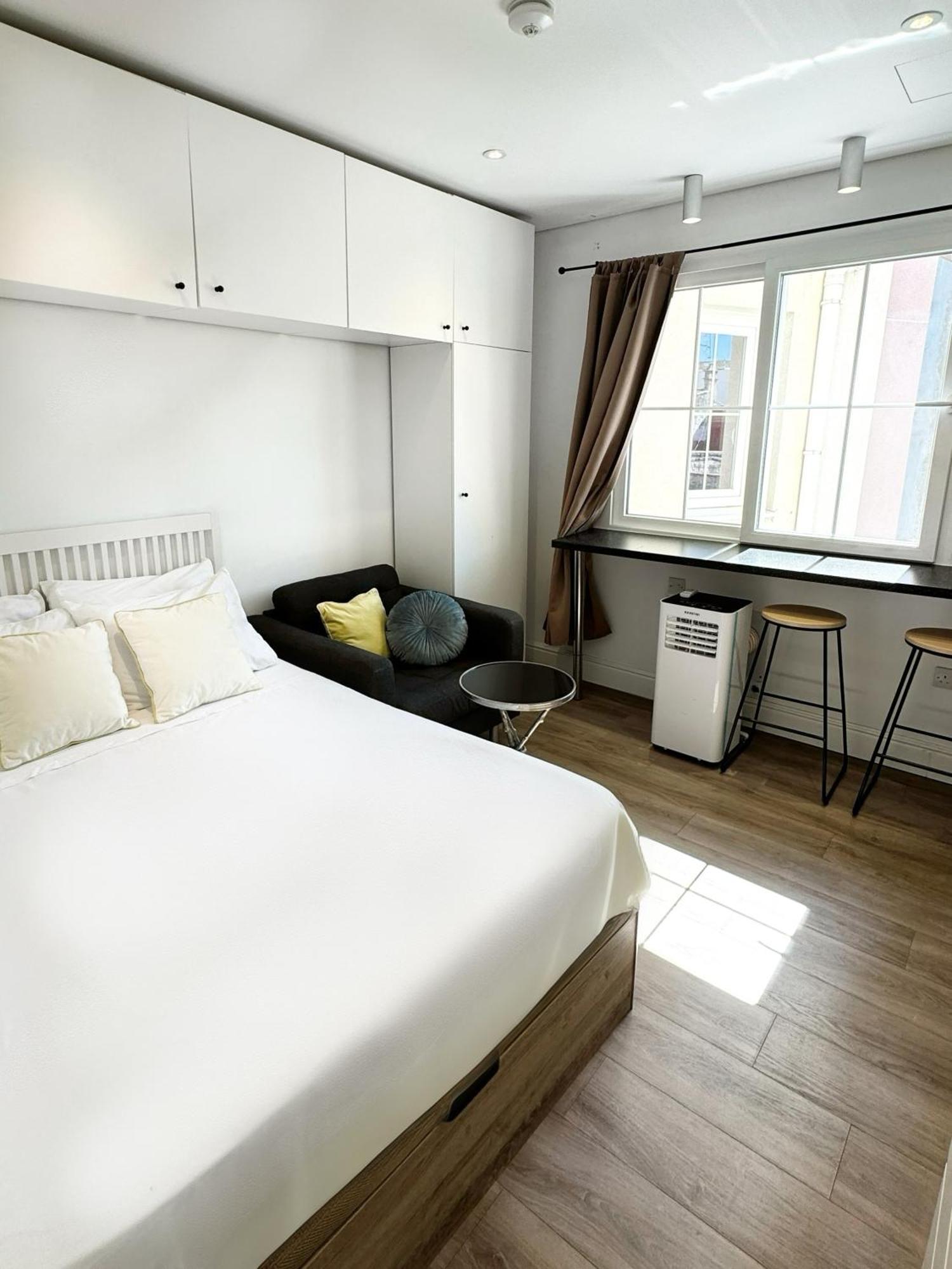 Stylish City Centre Studio - Grand Central House Gibraltar Luaran gambar