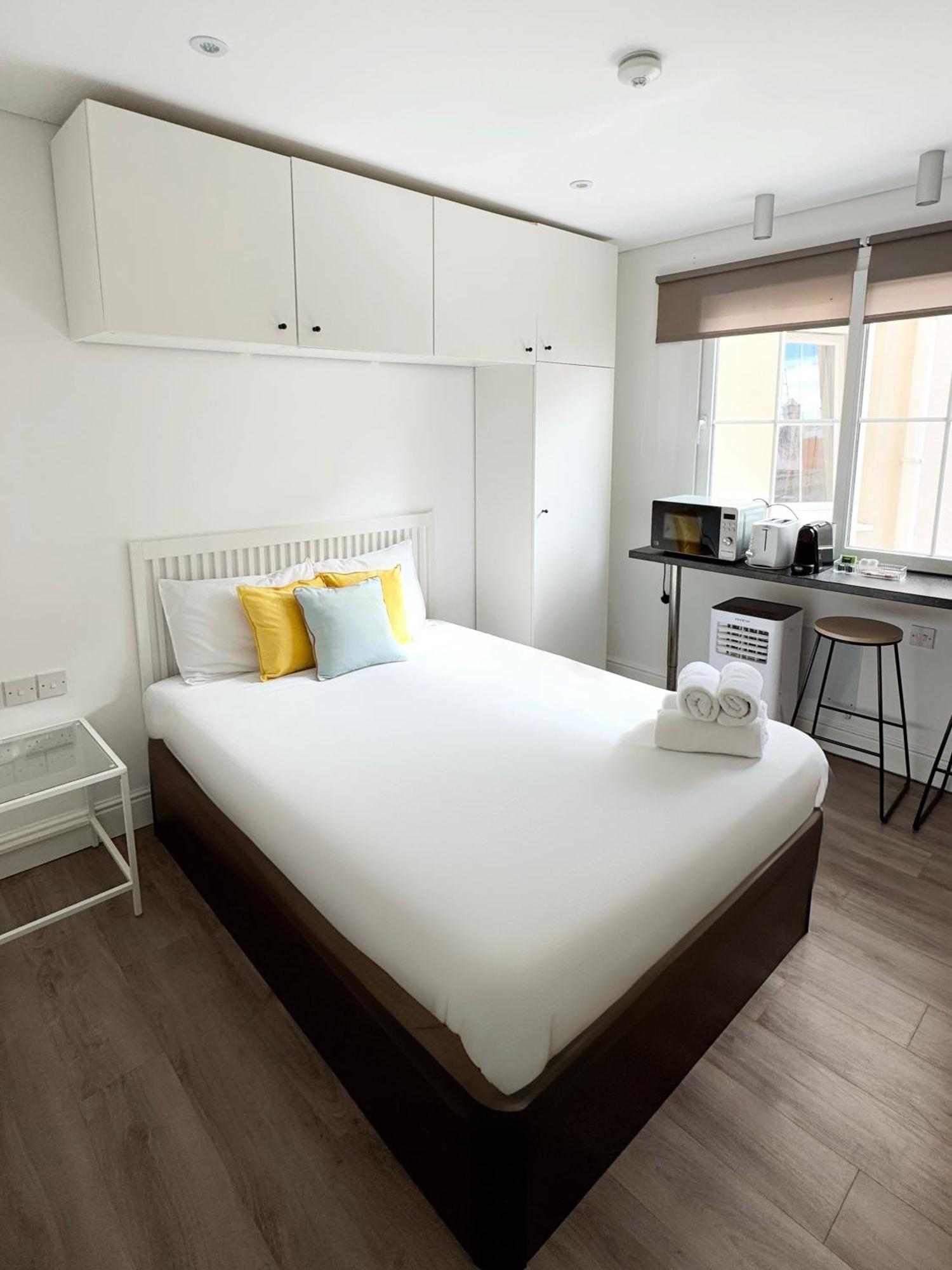 Stylish City Centre Studio - Grand Central House Gibraltar Luaran gambar