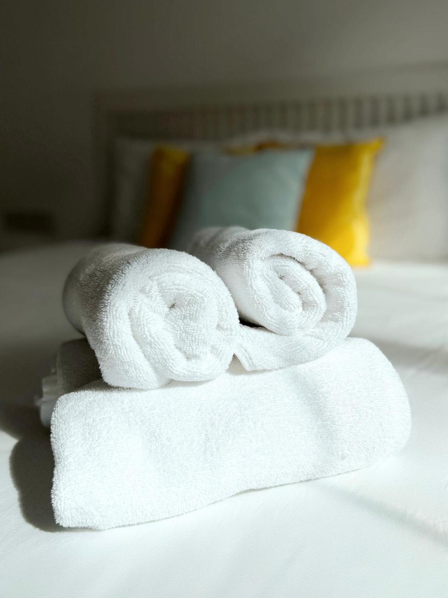 Stylish City Centre Studio - Grand Central House Gibraltar Luaran gambar